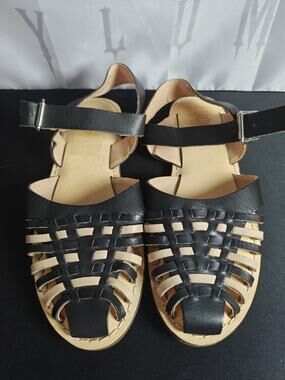 Lucca Lane Women's 8 Hope Sandals Black Tan Leather New Blemishes